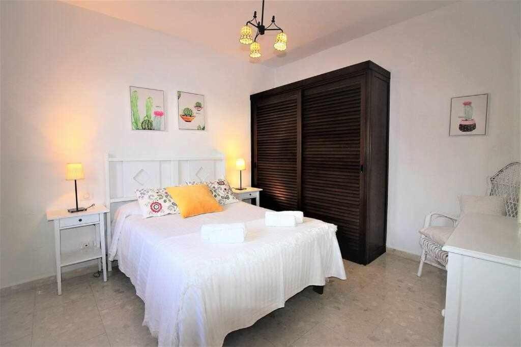 Casa Alejandra Con Terraza Y Barbacoa Villa El Golfo Dış mekan fotoğraf
