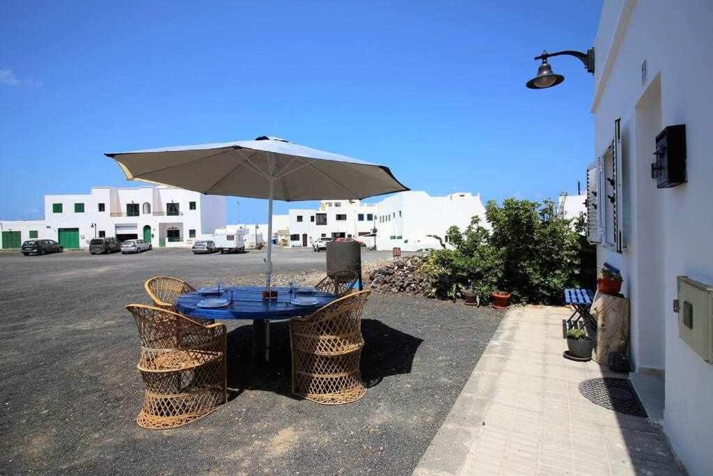 Casa Alejandra Con Terraza Y Barbacoa Villa El Golfo Dış mekan fotoğraf